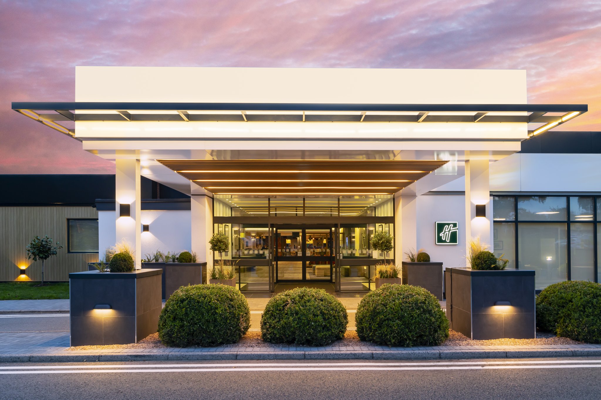 Holiday Inn Coventry M6, J2, an Ihg Hotel - Tap to explore photos