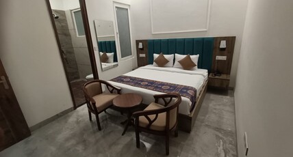 HOTEL LE MIRAGE Room Type - Super Deluxe Room