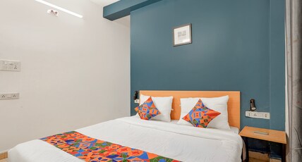 Fabhotel Namaskar - Nr. Udayagiri and Khandagiri caves Room Type - Deluxe Room Fabhotel Namaskar - Nr. Udayagiri and Khandagiri caves Room Type - Deluxe Room