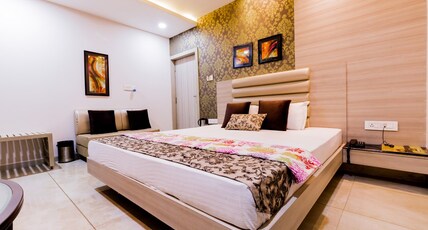 HOTEL ROCKLAND Room Type - Sanitized Premier room