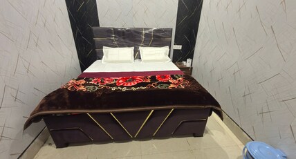 PARK'S HOTEL BHAJOI Room Type - Room No-104 Ac Room