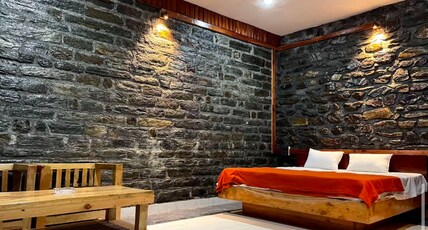 Mandeva Stays Room Type - The Stone Chamber