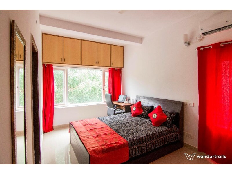 Staayo 2BHK Apt on 100 ft. Road Indiranagar - Tap to explore photos