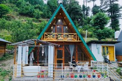 The Winterfell Treehouse Jibhi