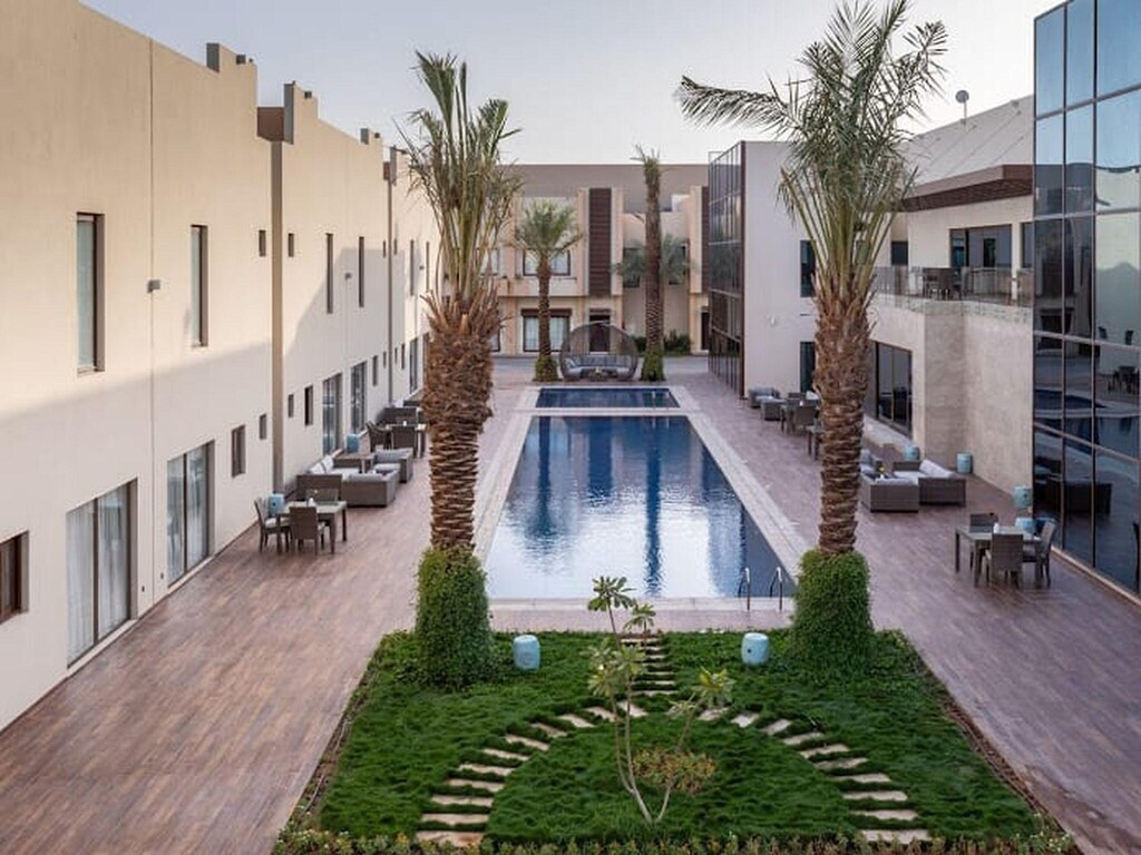 Braira Hettin Hotel & Resort - Tap to explore photos