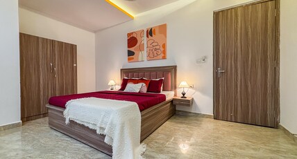 Raghuveer Sadan (10 minutes walk from Ram Mandir Ayodhya) Room Type - Family Suite (Second Floor)
