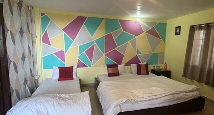Himalaya View Resort : Hotel and Restaurant Room Type - Triple Bedroom