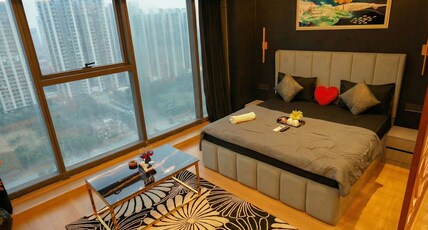Galaxy blu Sapphire - Black theme Luxurious Suite Room Type - Galaxy blu Sapphire - Black theme Luxurious Suite