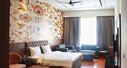 City Center Suites Room Type - Deluxe Room with Air Conditioning