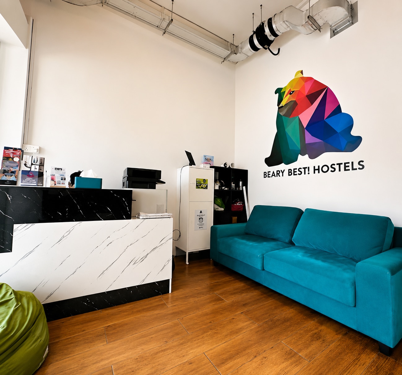 Beary Best Hostel Kampong Glam - Tap to explore photos