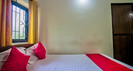 3 star Guest House Guirim Goa Room Type - Single Room