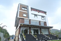 Hotal hmt empire