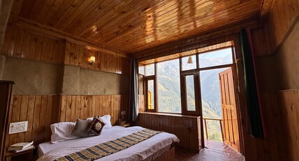 Mahadev Homestay Room Type - Mountain View Room