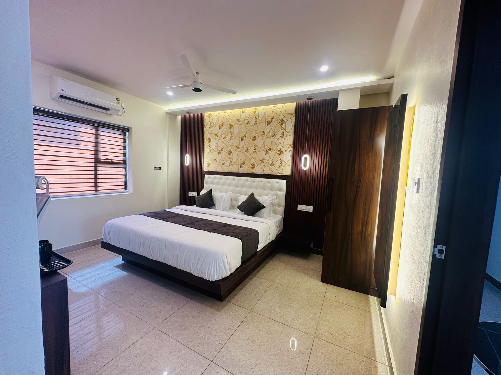 Mysore Elite - Tap to explore photos