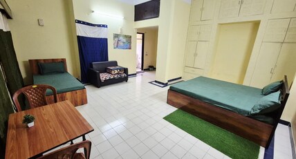 The Serinity Stay Geetanagar Self Cooking Room Type - Bedroom 1