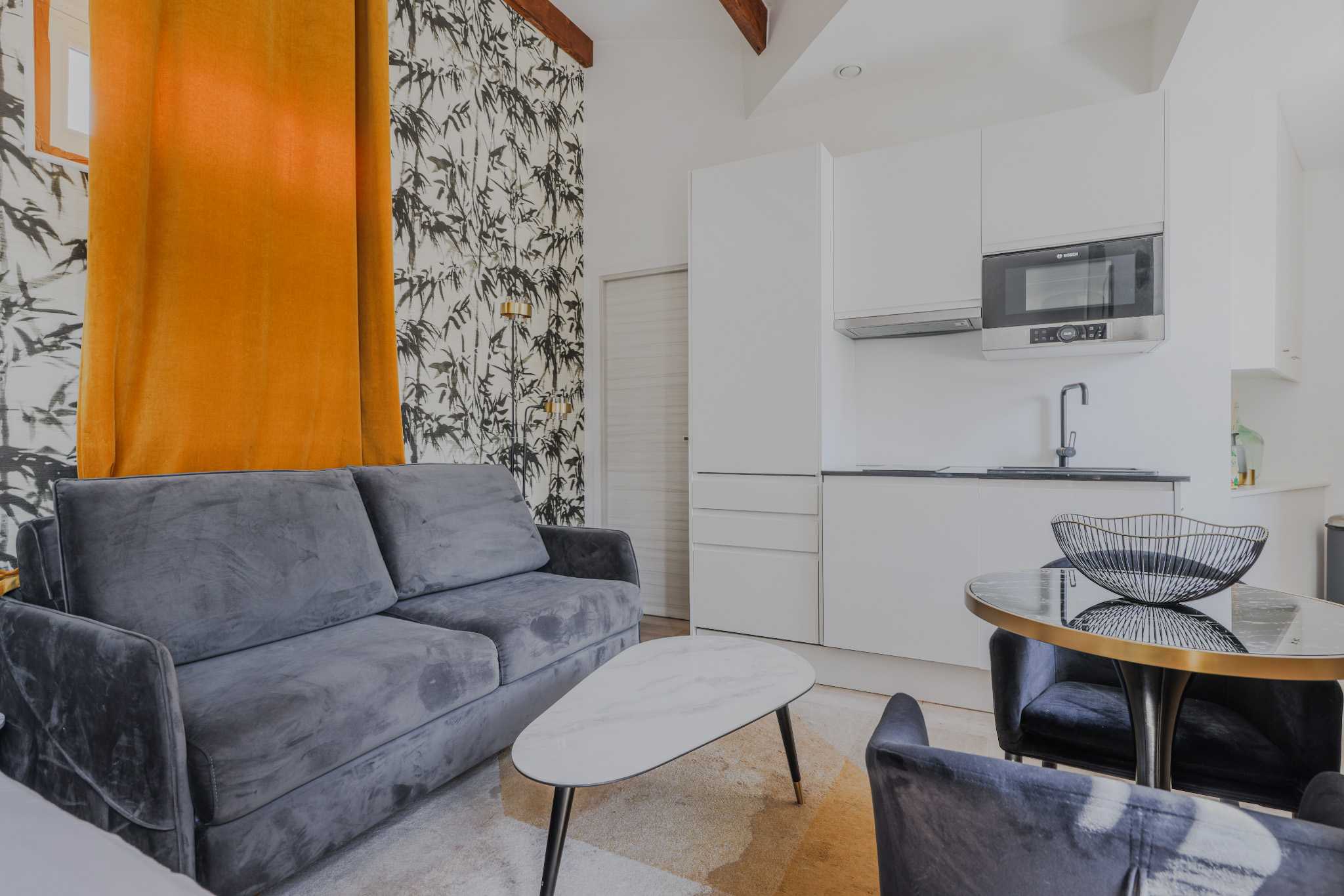 Charming Studio 2P Courcelles - Tap to explore photos