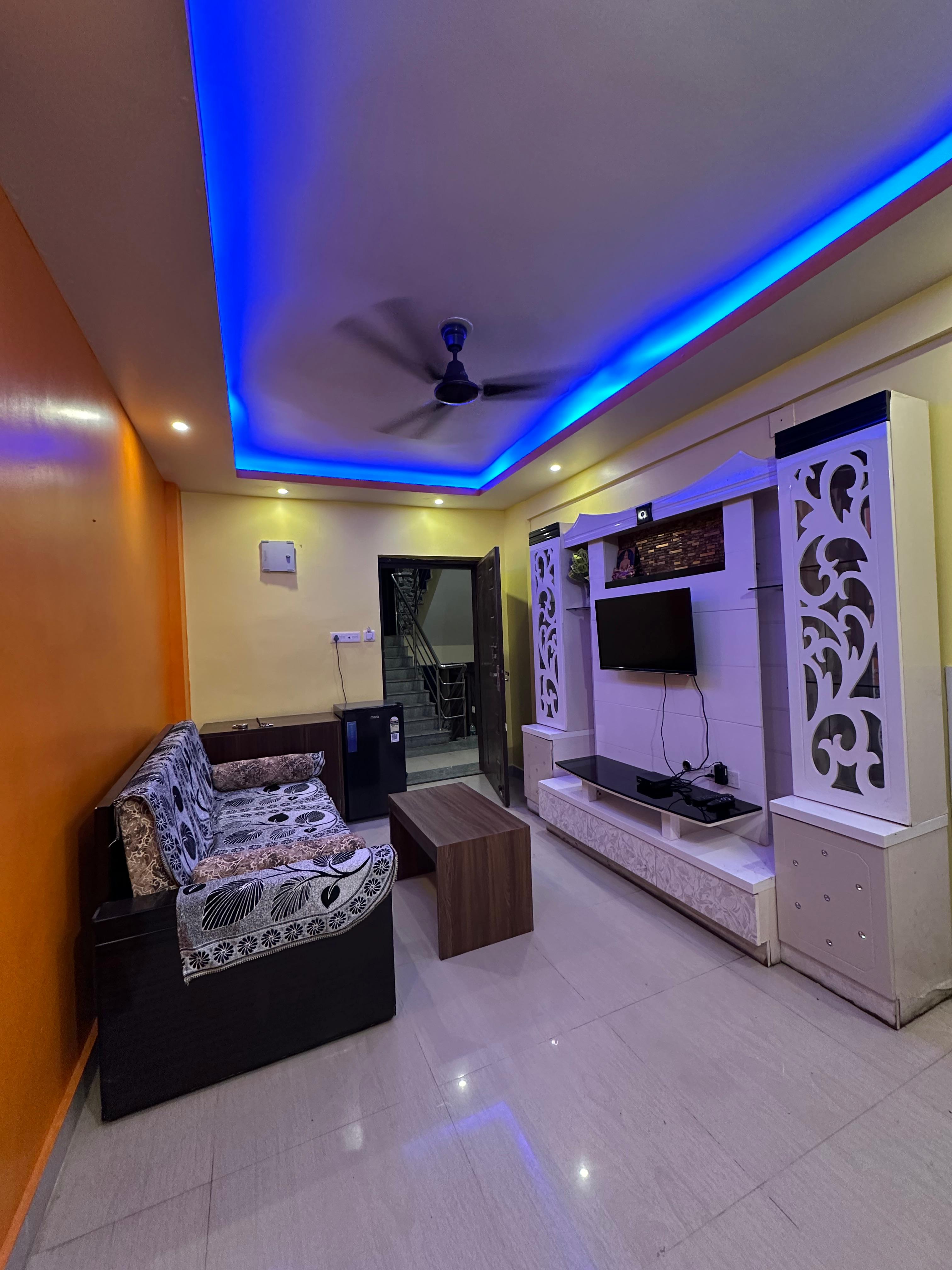 M M Homestay | Entire 1BHK Apartment - Tap to explore photos