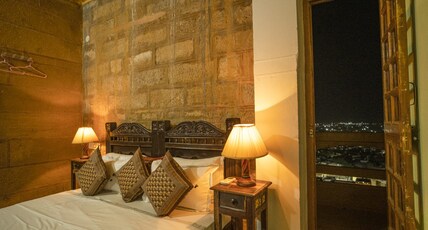 Hotel Raj Mandir Room Type - Deluxe Ac room