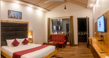 Green Retreat Resort Room Type - LUXURY ROOM