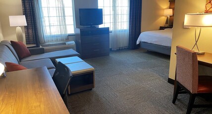 Staybridge Suites GREAT FALLS Room Type - 1 Queen Studio Suite