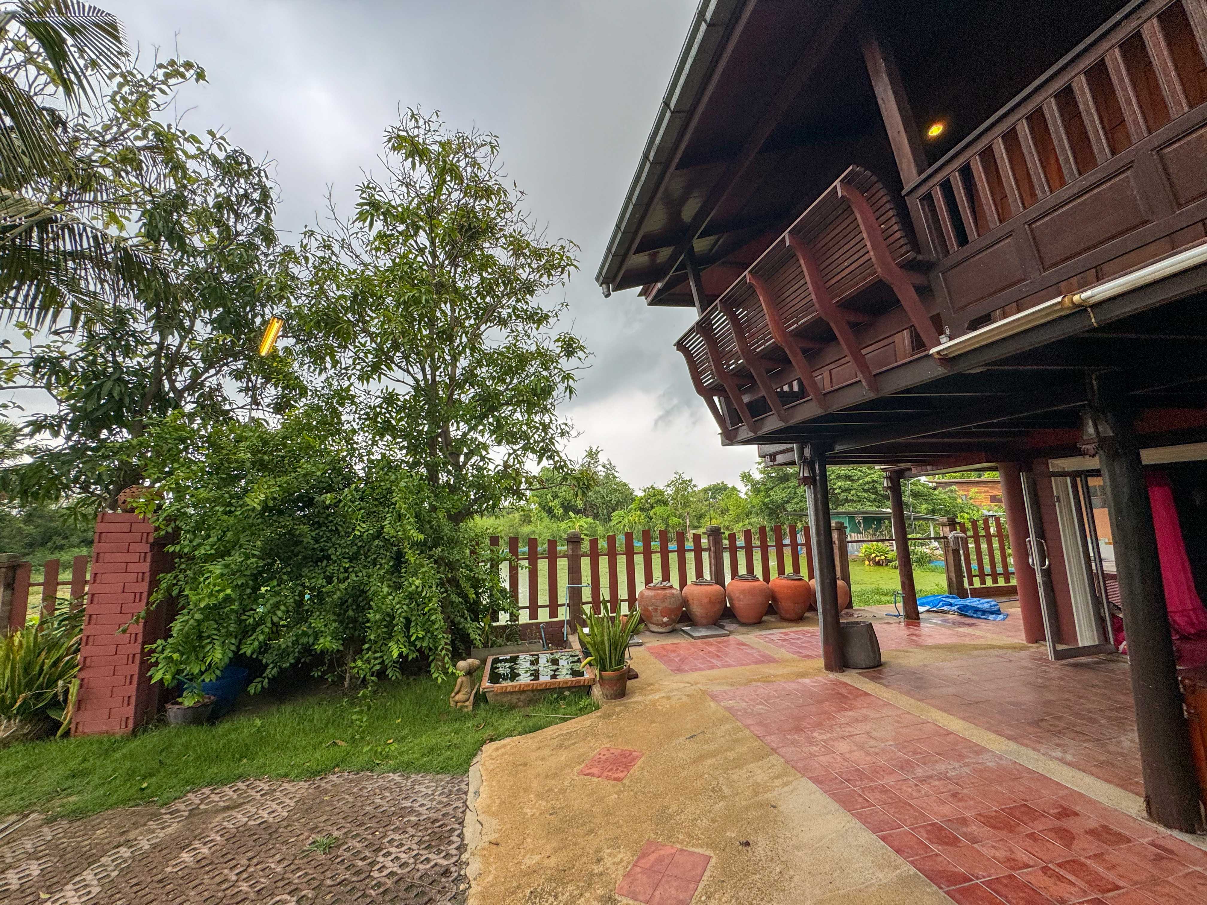 Suree Garden Resort & Karaoke - Tap to explore photos