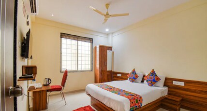 Hotel Silver 7 Room Type - Deluxe AC Room (Guest age should be 20 years and above) Hotel Silver 7 Room Type - Deluxe AC Room (Guest age should be 20 years and above)