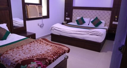 Hotel Vishal Room Type - Family Triple Room with Free WiFi Hotel Vishal Room Type - Family Triple Room with Free WiFi