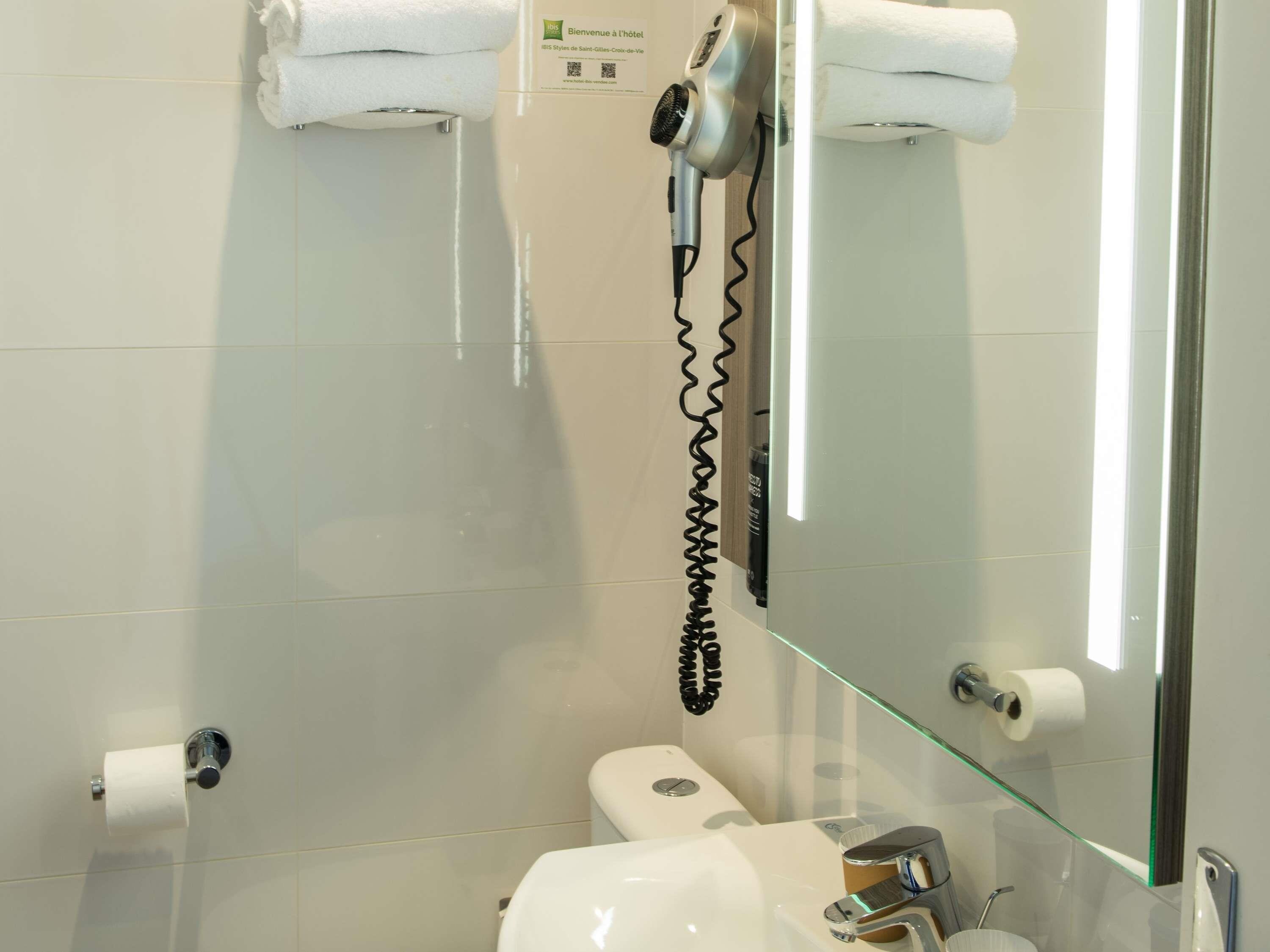 ibis Styles Saint Gilles Croix de Vie - Tap to explore photos
