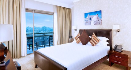 Staybridge Suites Cairo Citystars Room Type - 1 Queen 1 Bedroom Suite