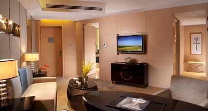 Crowne Plaza XI'AN Room Type - 1 Bedroom Suite Crowne Plaza XI'AN Room Type - 1 Bedroom Suite