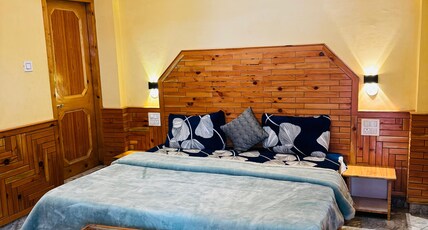 Wood Packer Homestay Kasol Room Type - Wooden Deluxe Room