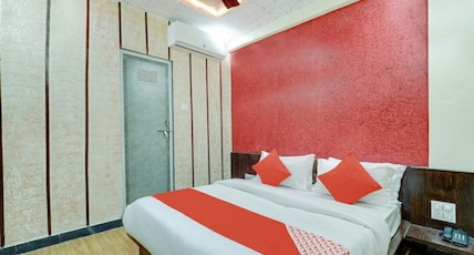 Hotel Govindam Room Type - Super Deluxe Room