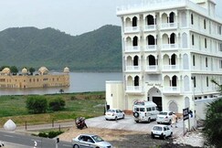 Hotel Malak Mahal Palace