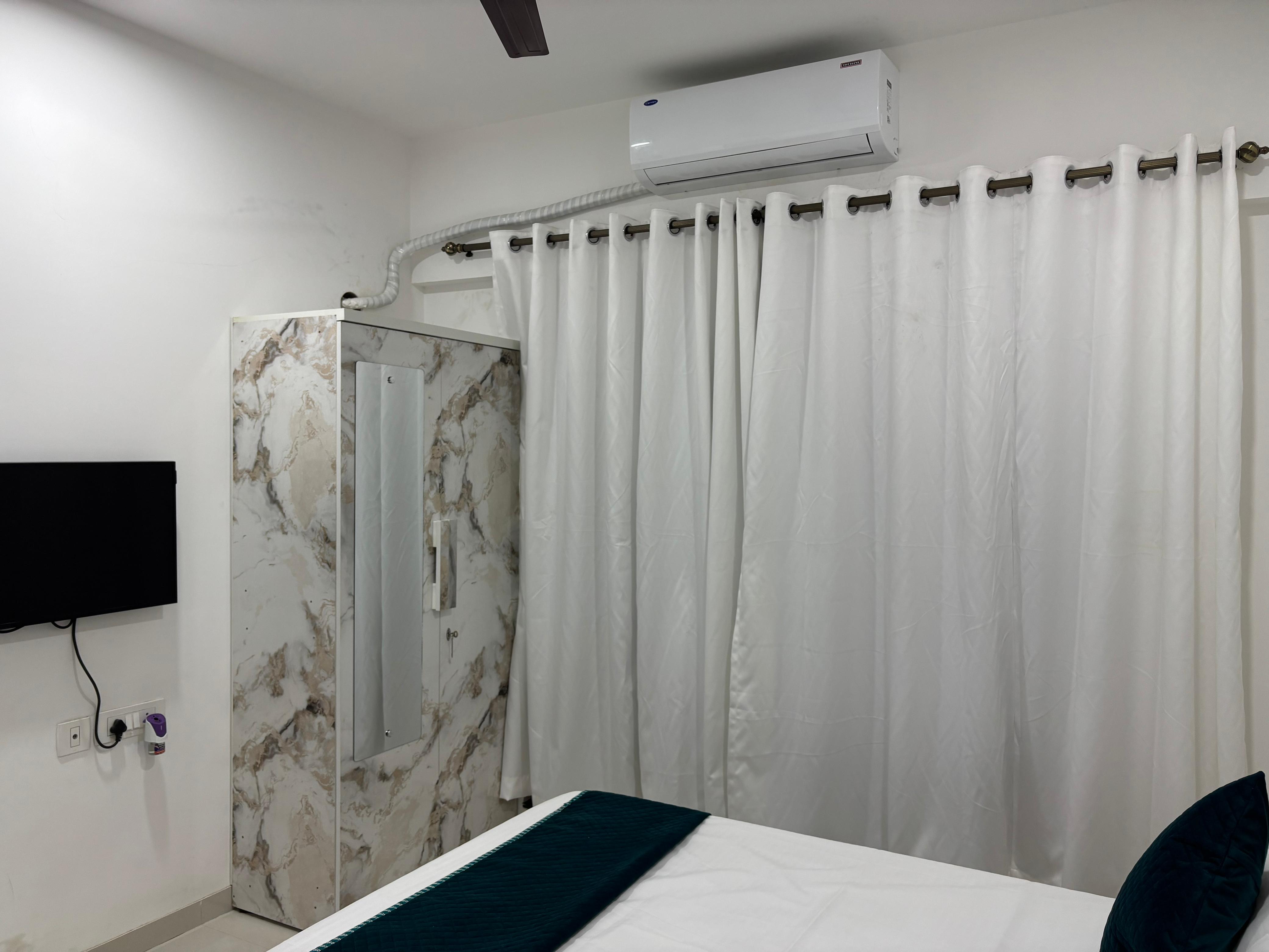 Atithi Homes Luxe Kandivali Suites - Tap to explore photos
