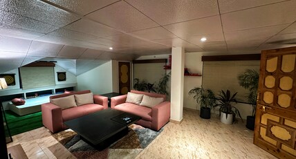 The Sunshine Loft Room Type - The Sunshine Loft