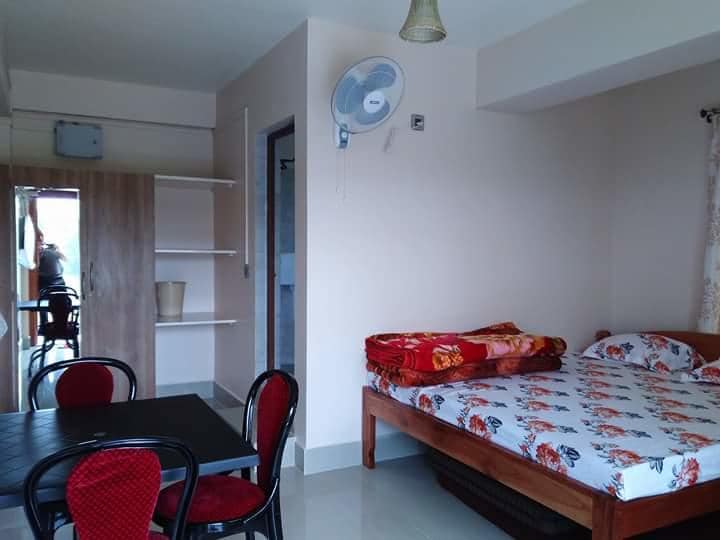 Pine Hill Home Stay - Tap to explore photos
