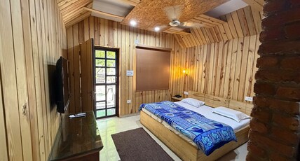 Panna Resort Maldevta Room Type - Wooden Room