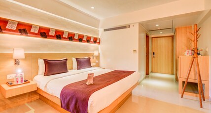 The SSk Solitaire Hotel & banquets. Room Type - Deluxe Room