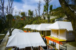 Camp Kasbah, Bir Resort