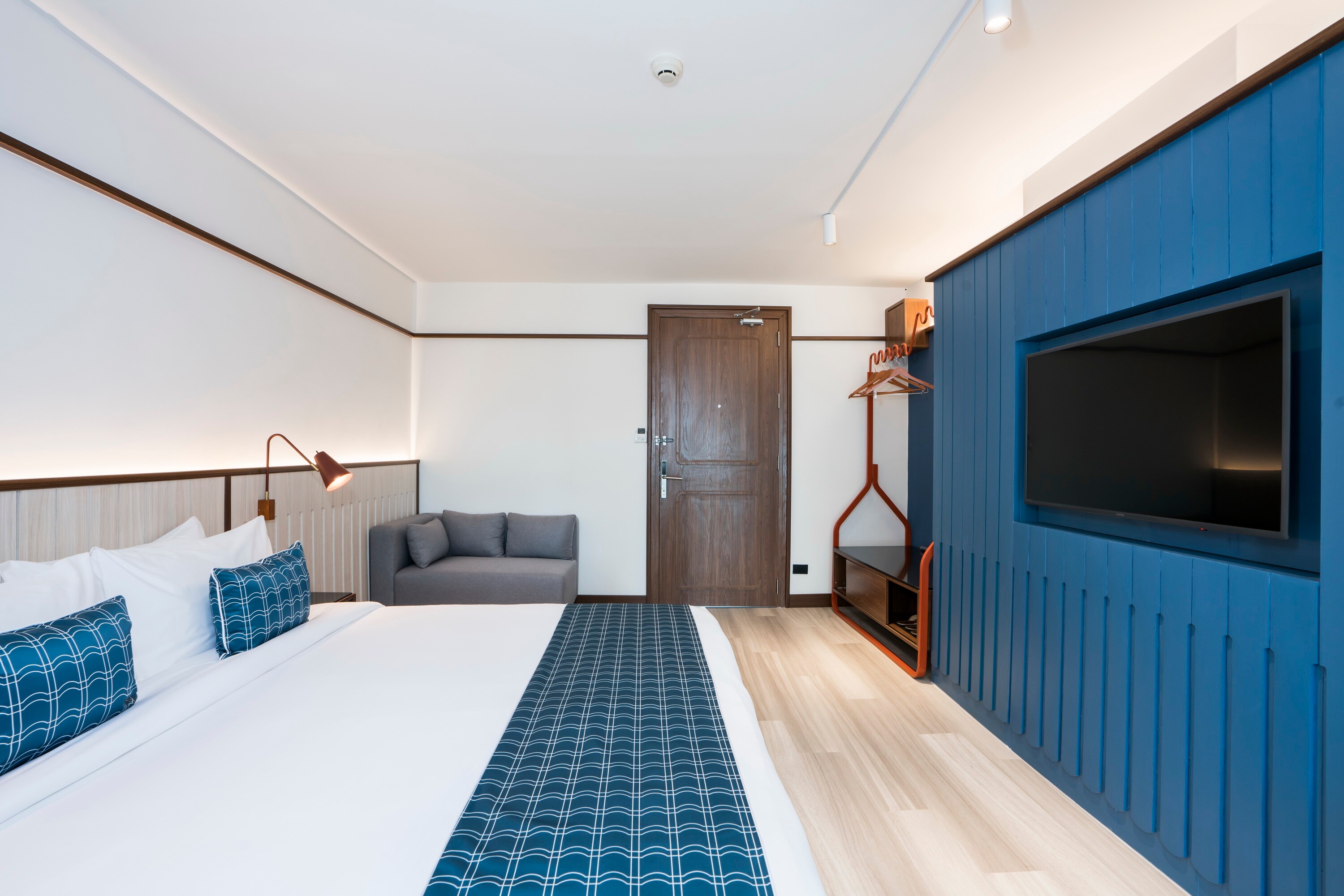 Hotel Amber Sukhumvit 85 - Tap to explore photos