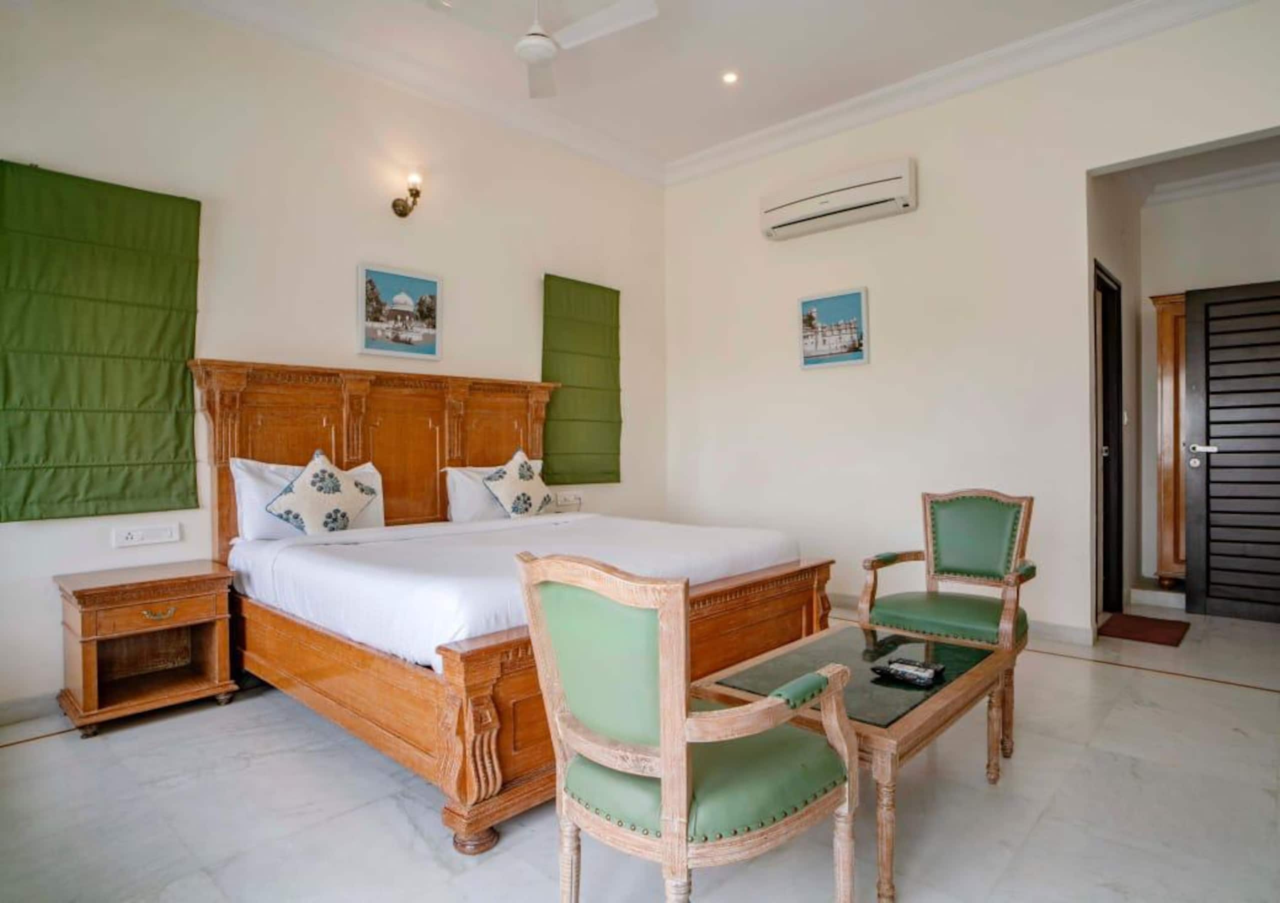 Villa Sagat Raaso Luxury Stay in Udaipur - Tap to explore photos