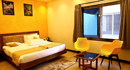 Graces Resort Room Type - Safari Cottage with lawn