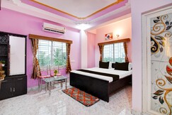 Hotel O Royal Palace