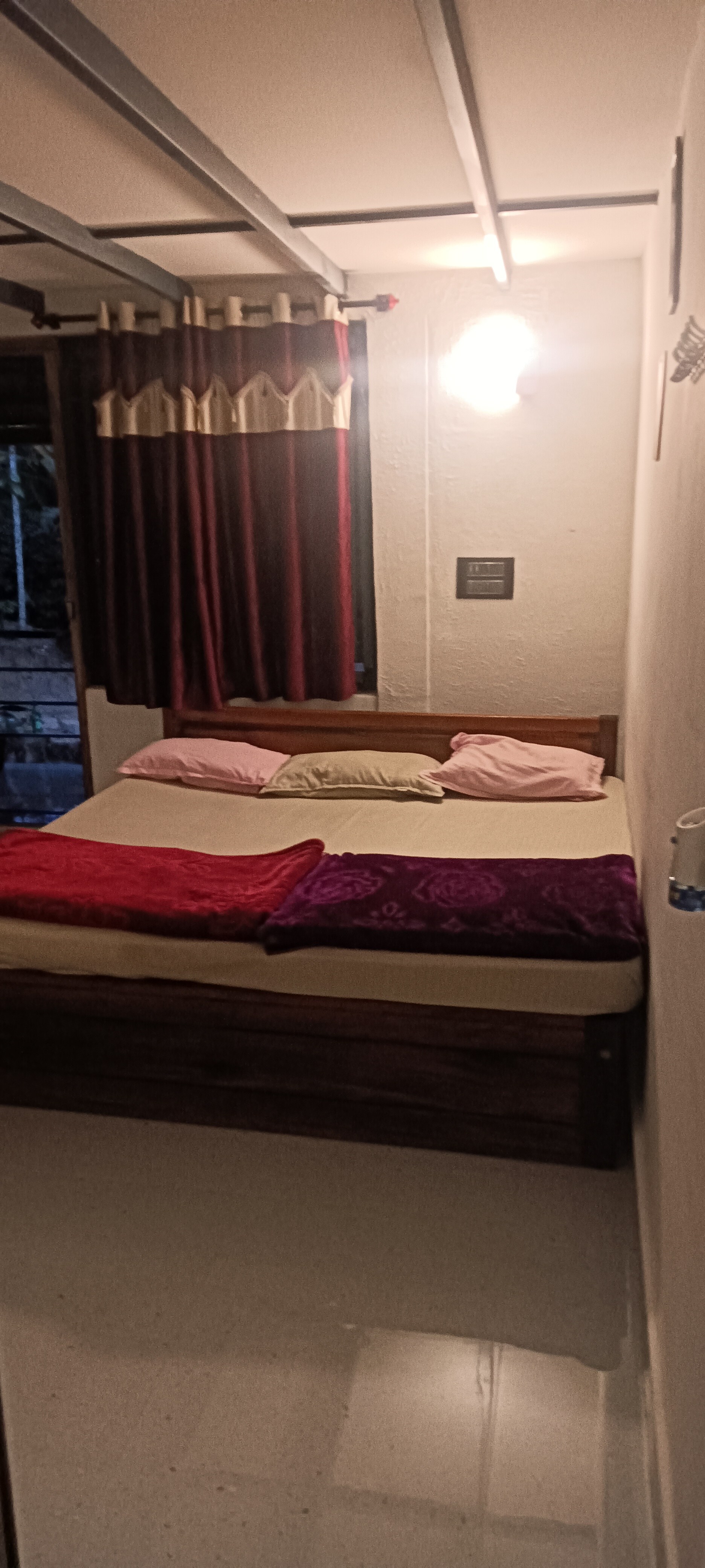 Kund stay - Tap to explore photos