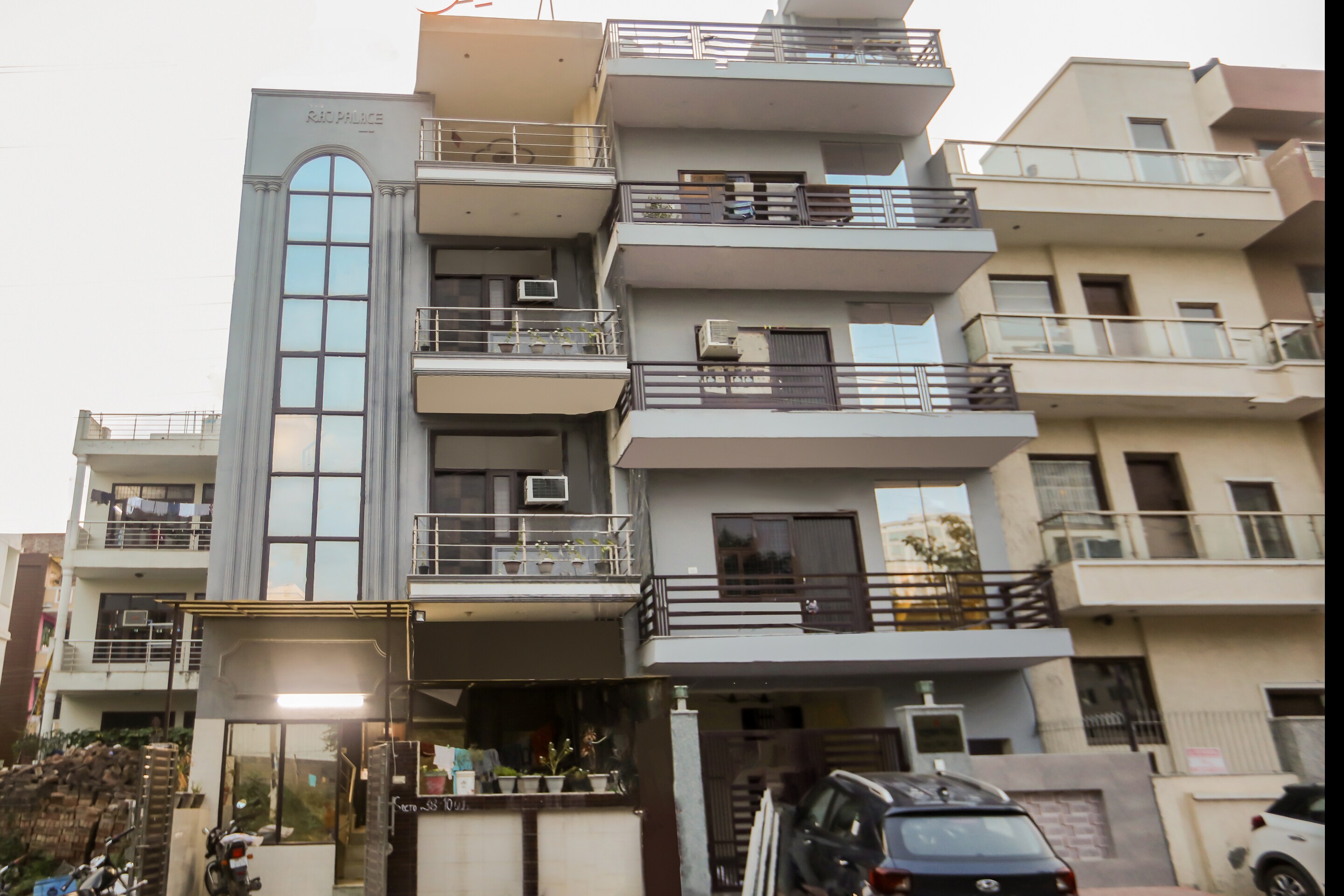 Hotel O by OYO Sahil Guest House - Tap to explore photos