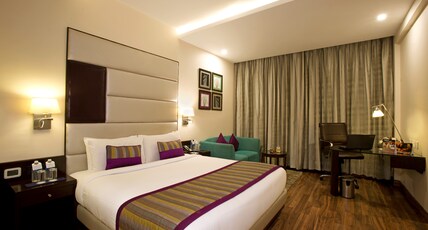 Golden Tulip Panchkula Room Type - Club Room With Balcony (Pool View)