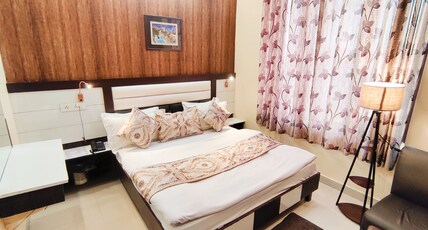 Hotel Broadway Amritsar Room Type - Deluxe Room - AC