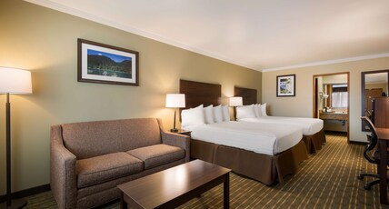 Best Western Holiday Hotel Room Type - 2 Queen Beds, Communication Assistance, Sofabed, Non-Smoking, Full Breakfast
