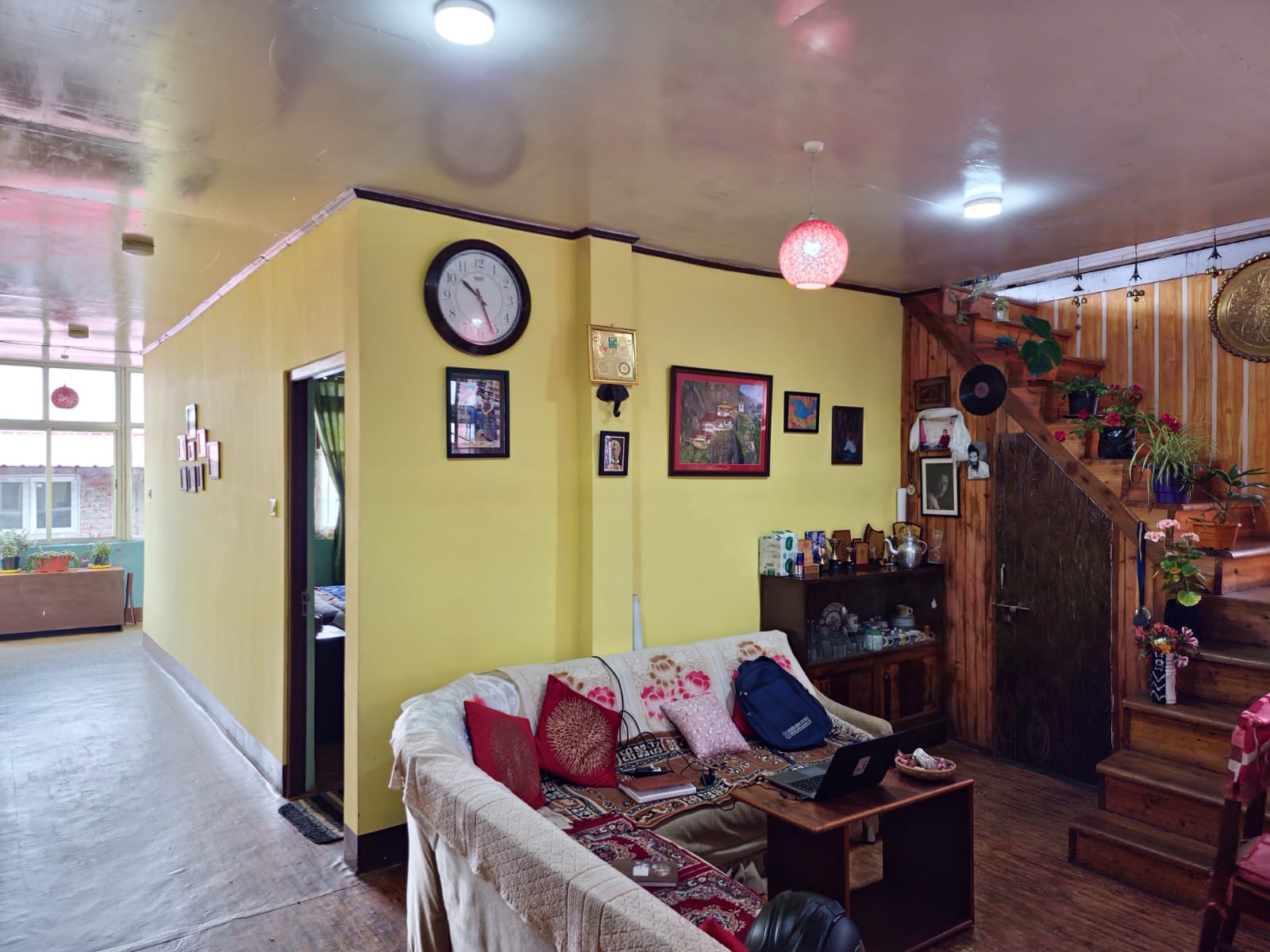 RAYENAS HOMESTAYS - Tap to explore photos