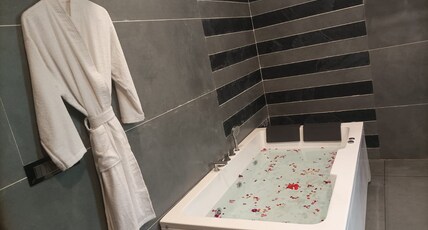 Amaris Greens Resort Room Type - Solace Haven (with Jacuzzi)